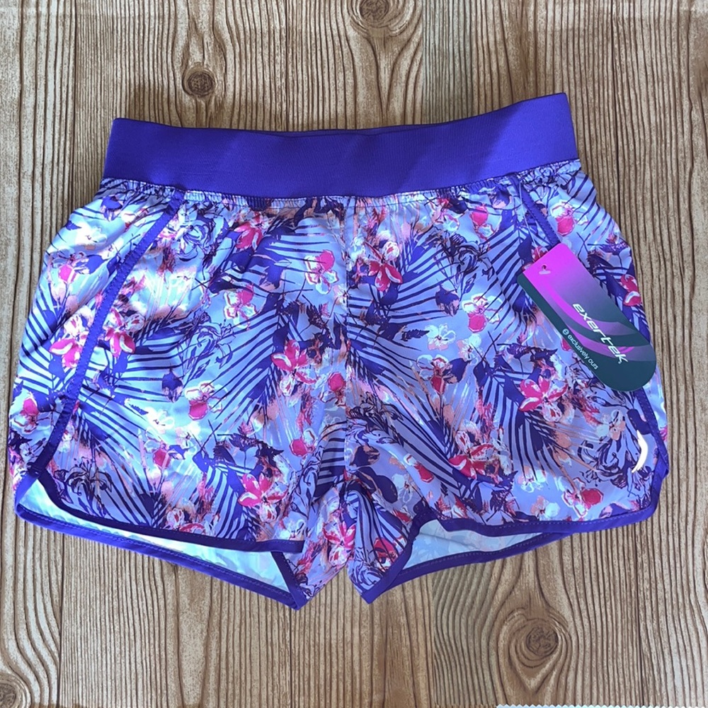 Evertek girls shorts  Large (14)  NWT